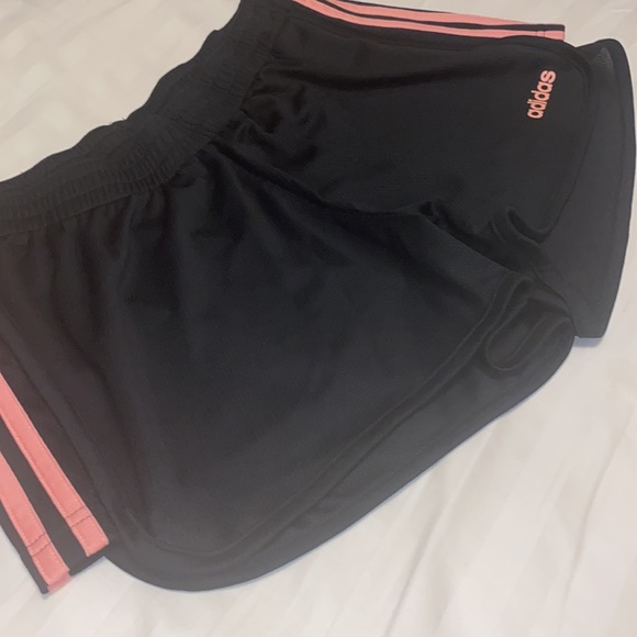 Adidas - Picture 4 of 11